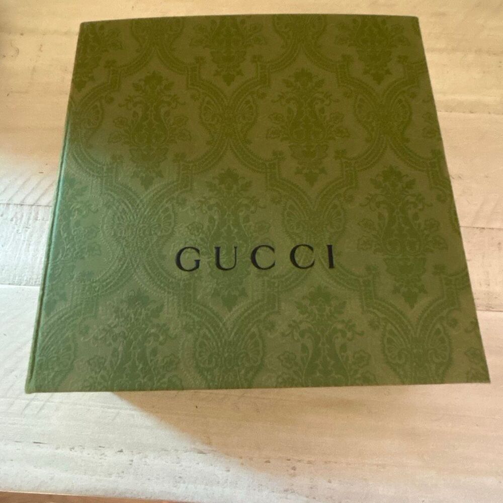 GUCCI Gift Box - Picture 4 of 4